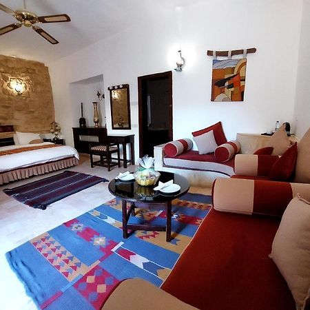Hayat Zaman Hotel And Resort Petra Вади Муса Экстерьер фото
