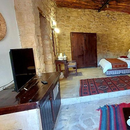 Hayat Zaman Hotel And Resort Petra Вади Муса Экстерьер фото