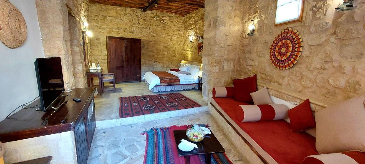 Hayat Zaman Hotel And Resort Petra Вади Муса Экстерьер фото