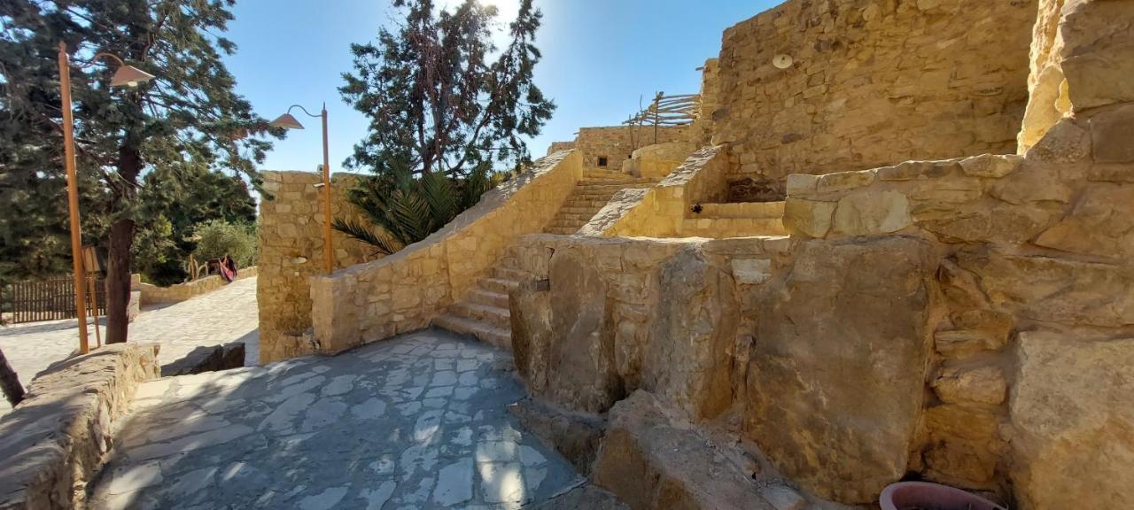 Hayat Zaman Hotel And Resort Petra Вади Муса Экстерьер фото