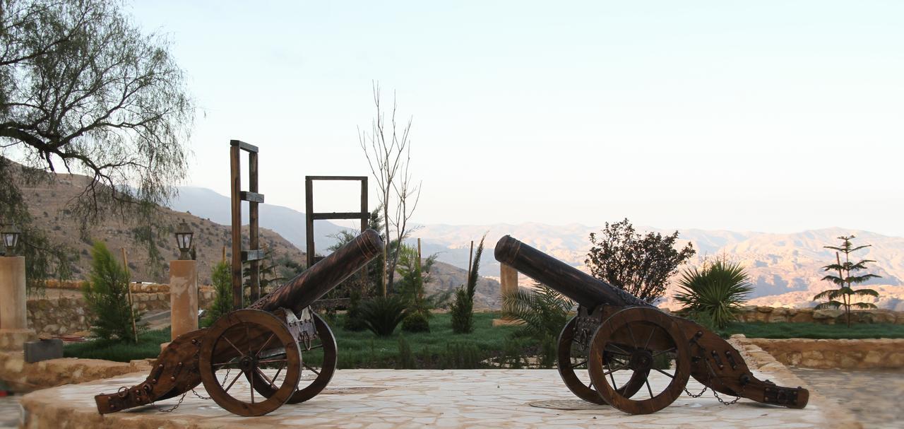 Hayat Zaman Hotel And Resort Petra Вади Муса Экстерьер фото